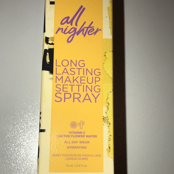 Urban Decay All Nighter Vitamin C And cactus flower water setting spray 0.5oz - Picture 4 of 5
